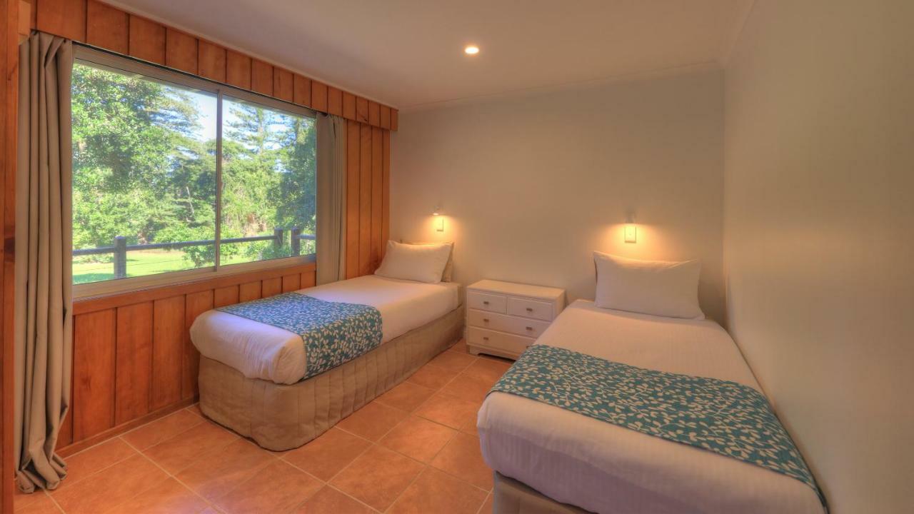 ไฮดะเวย์ รีทรีต Hotel เบิร์นท์ไพน์ ภายนอก รูปภาพ